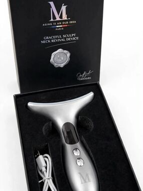 Graceful Sculpt Neck Revival Device - Silver